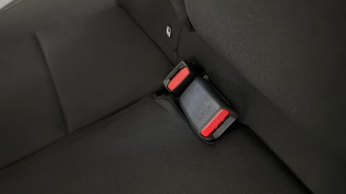 Hyundai i20 1.0T GDi 90 Tech Line 5dr Petrol Hatchback - Image 17